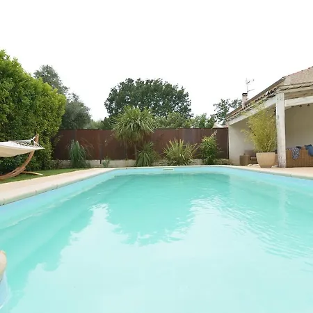 La Lezarde, D'hote, Piscine, Salle D'eau Privatif, Cafe Ou The Offert Le Matin * Saint-Victor-la-Coste