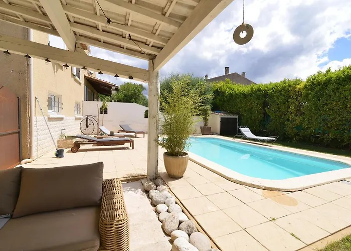 La Lezarde, D'hote, Piscine, Salle D'eau Privatif, Cafe Ou The Offert Le Matin