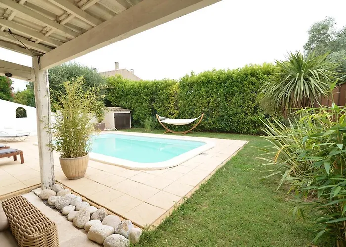 Ubytování v soukromí La Lezarde, D'hote, Piscine, Salle D'eau Privatif, Cafe Ou The Offert Le Matin Saint-Victor-la-Coste