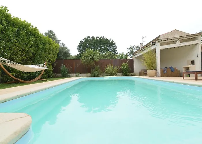 La Lezarde, D'hote, Piscine, Salle D'eau Privatif, Cafe Ou The Offert Le Matin * Saint-Victor-la-Coste