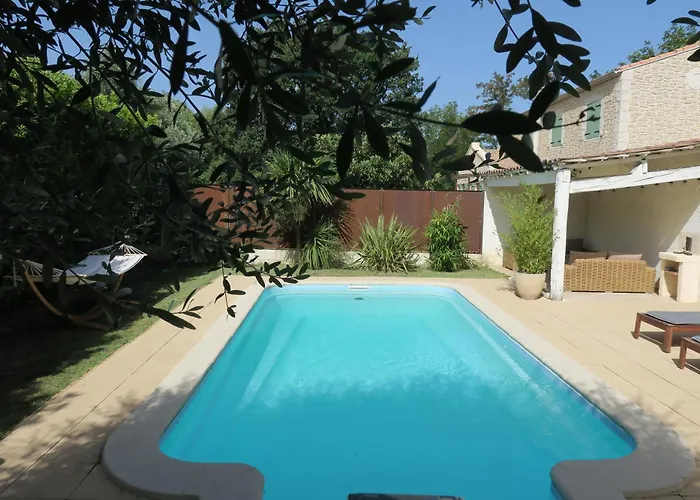 La Lezarde, D'hote, Piscine, Salle D'eau Privatif, Cafe Ou The Offert Le Matin 民宿