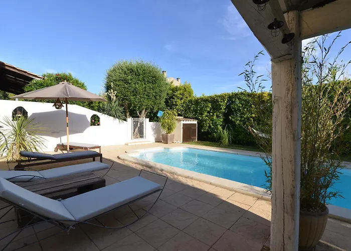 La Lezarde, D'hote, Piscine, Salle D'eau Privatif, Cafe Ou The Offert Le Matin * Saint-Victor-la-Coste